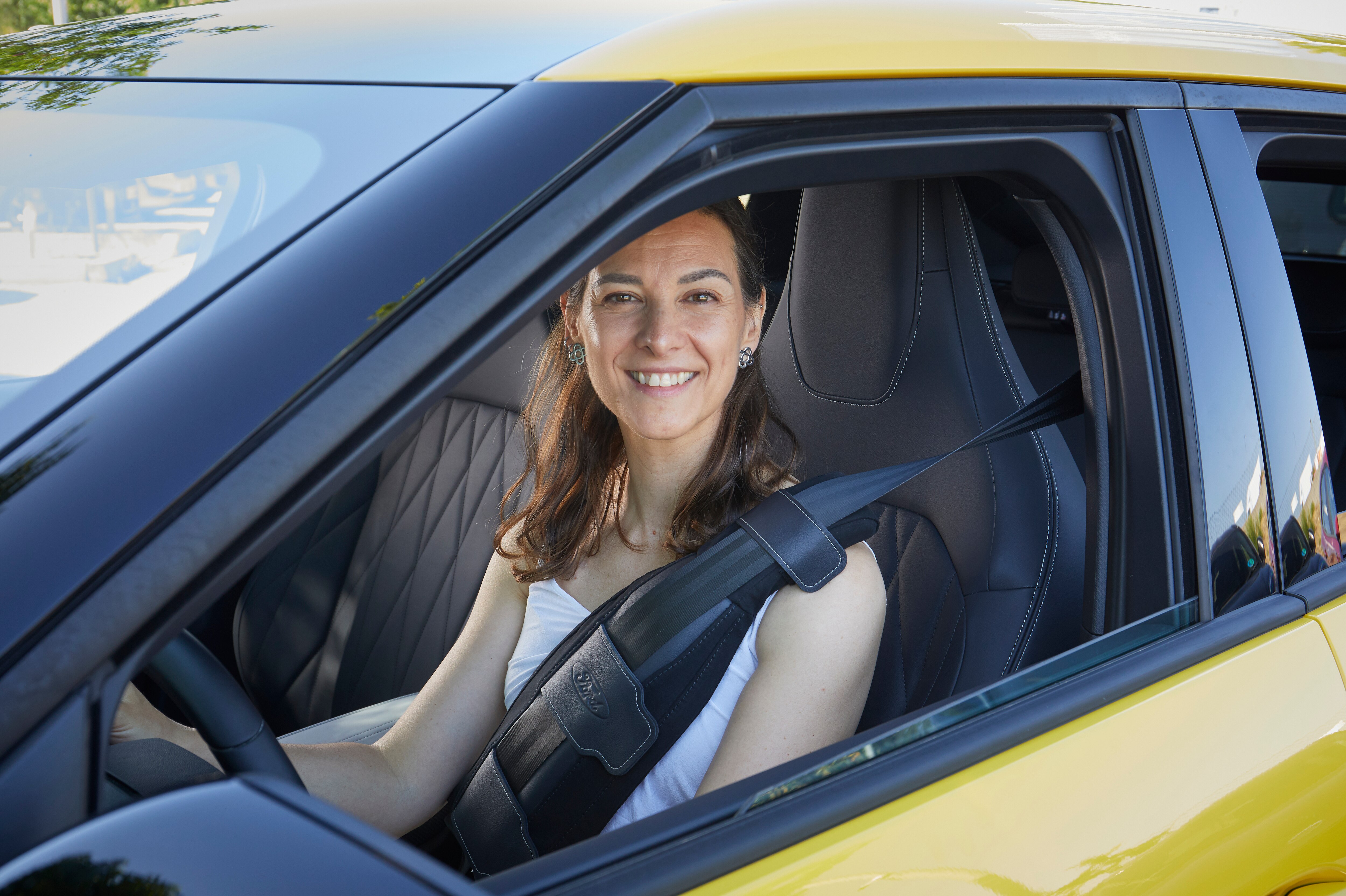 Pilar Ros has found the SupportBelt™ improves comfort when travelling by car while living with cancer.